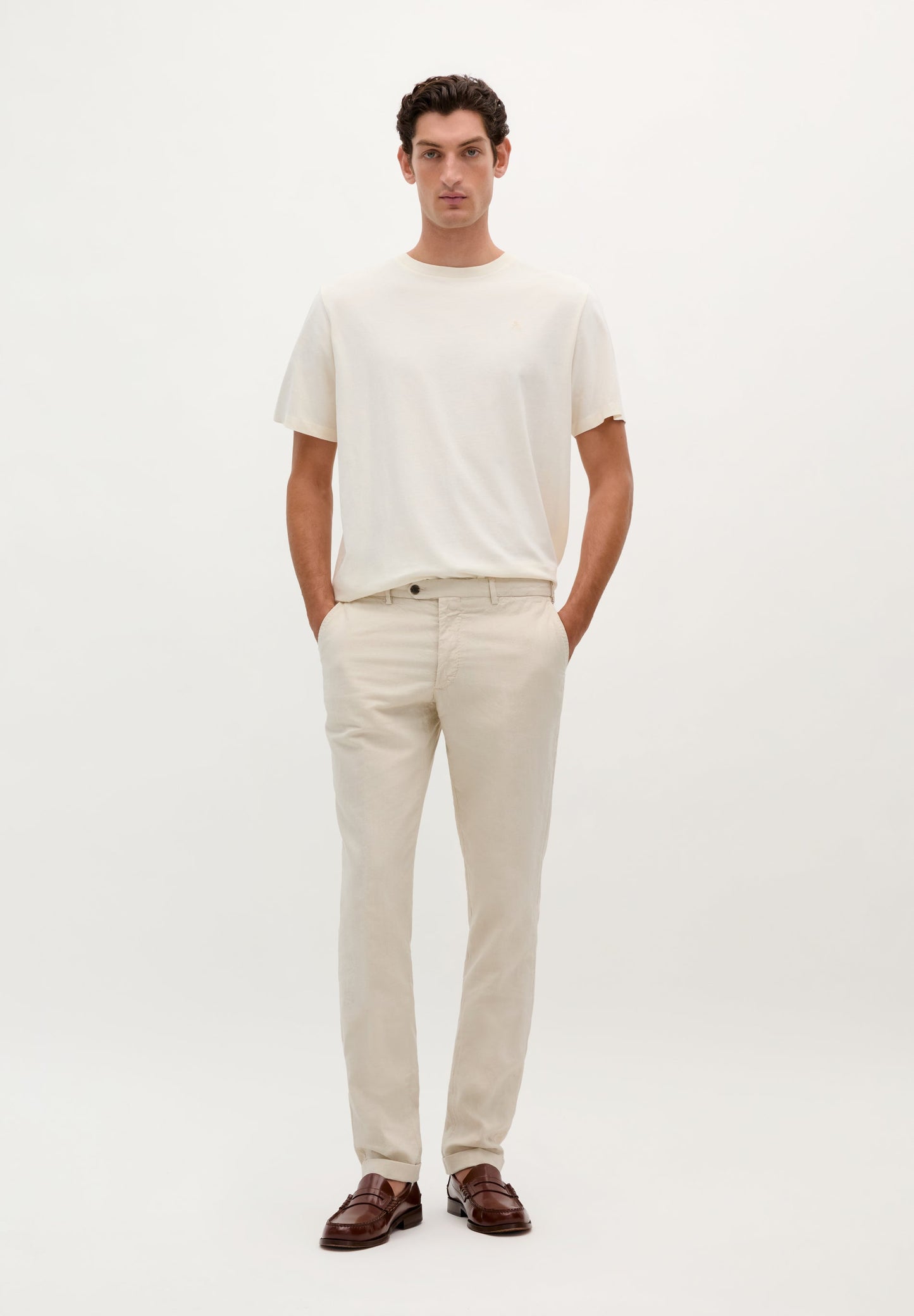 T-SHIRT BASIQUE LOGO COUPE RELAXED