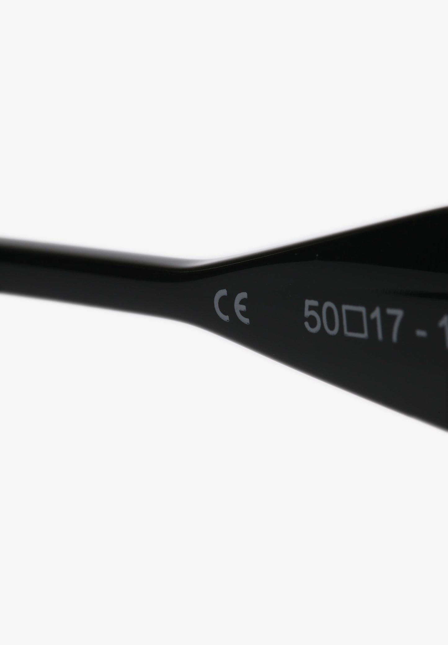 LUNETTES CARRÉES ŒIL DE CHAT