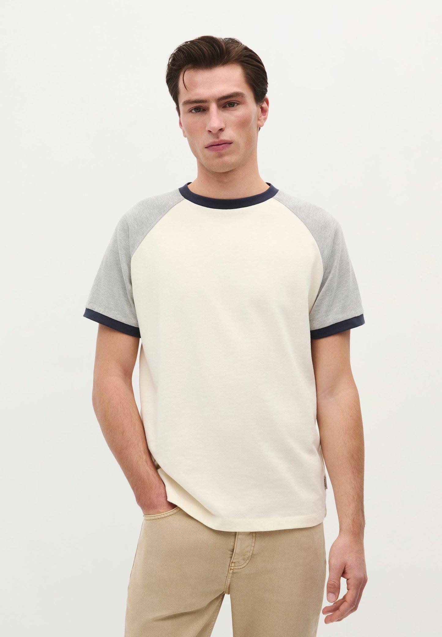 T-SHIRT BORD-CÔTES CONTRASTANT