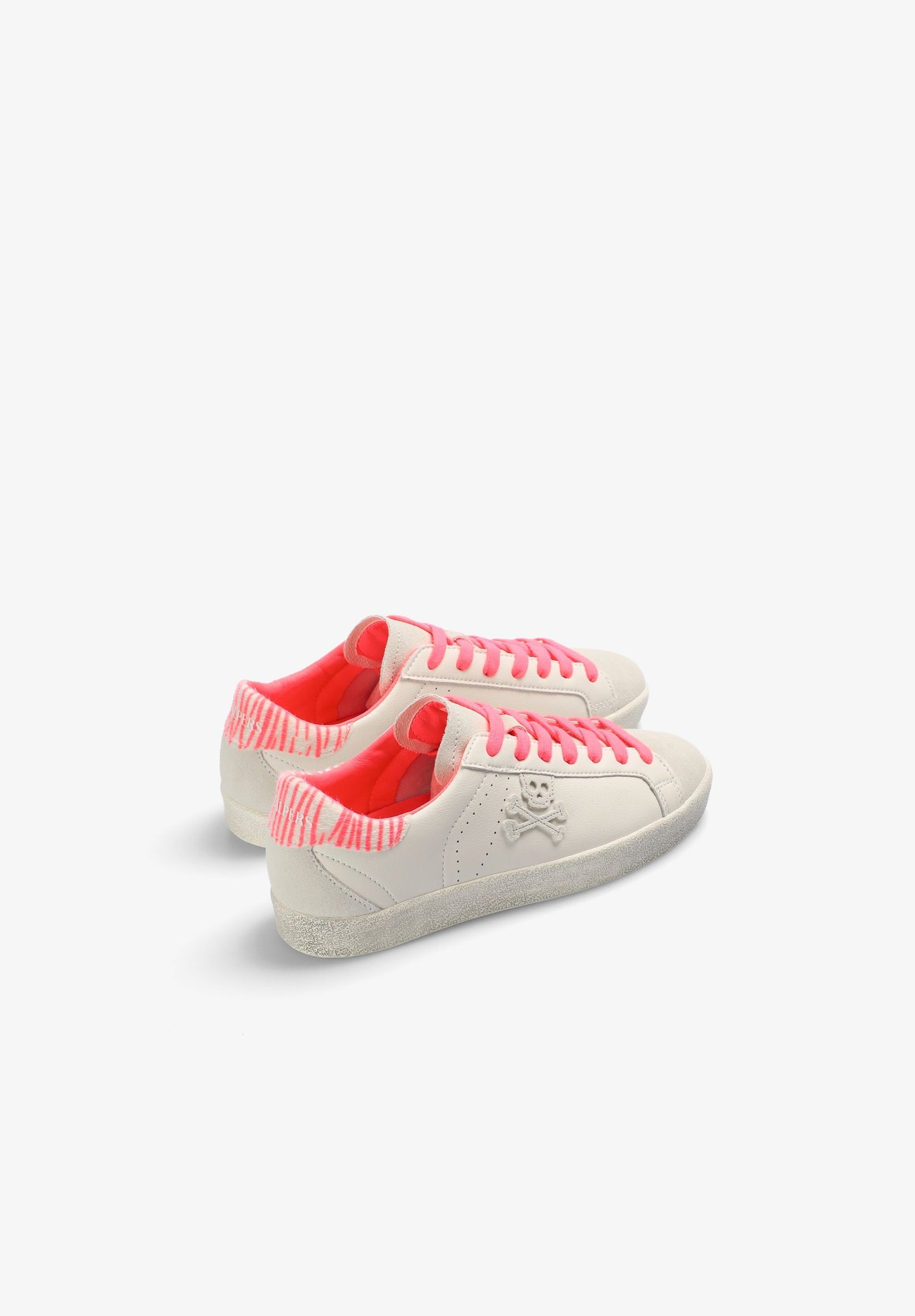 PINK SNEAKERS DÉTAIL
