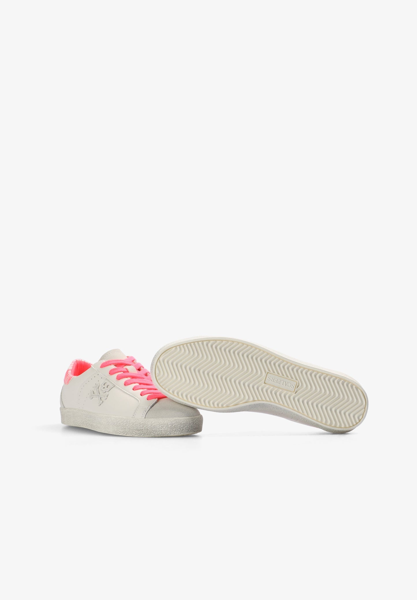 PINK SNEAKERS DÉTAIL