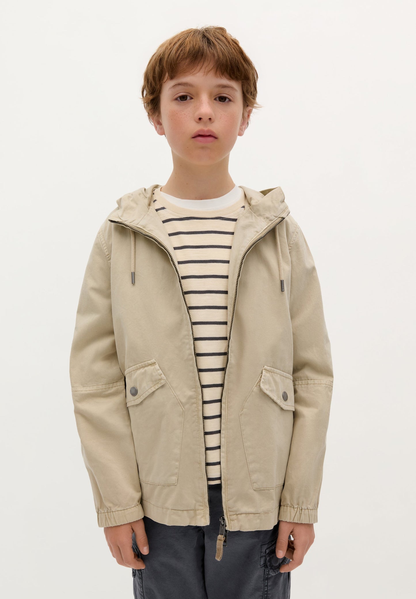 PARKA LÉGÈRE CAPUCHE