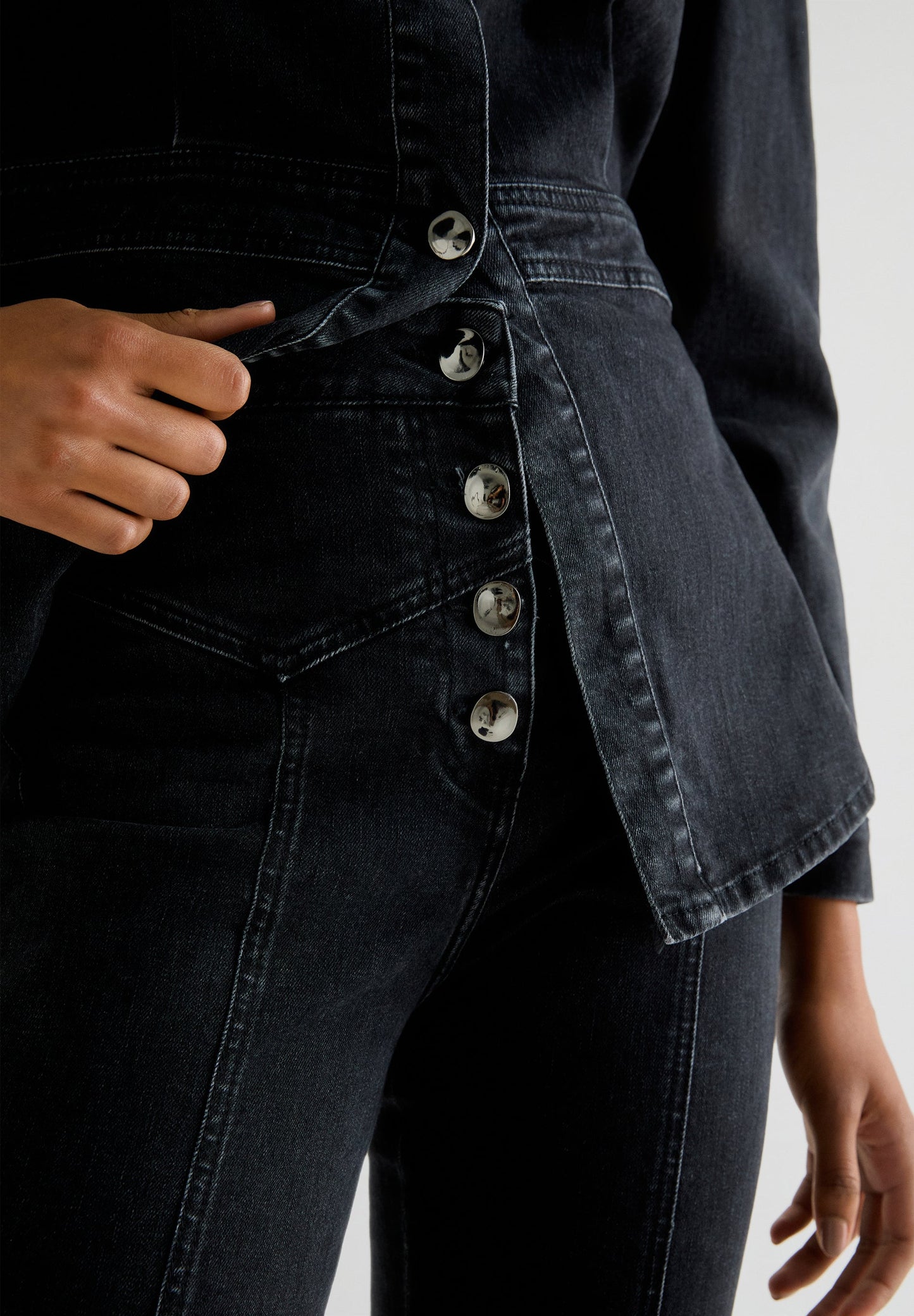 JEAN BOOTCUT BOUTONS