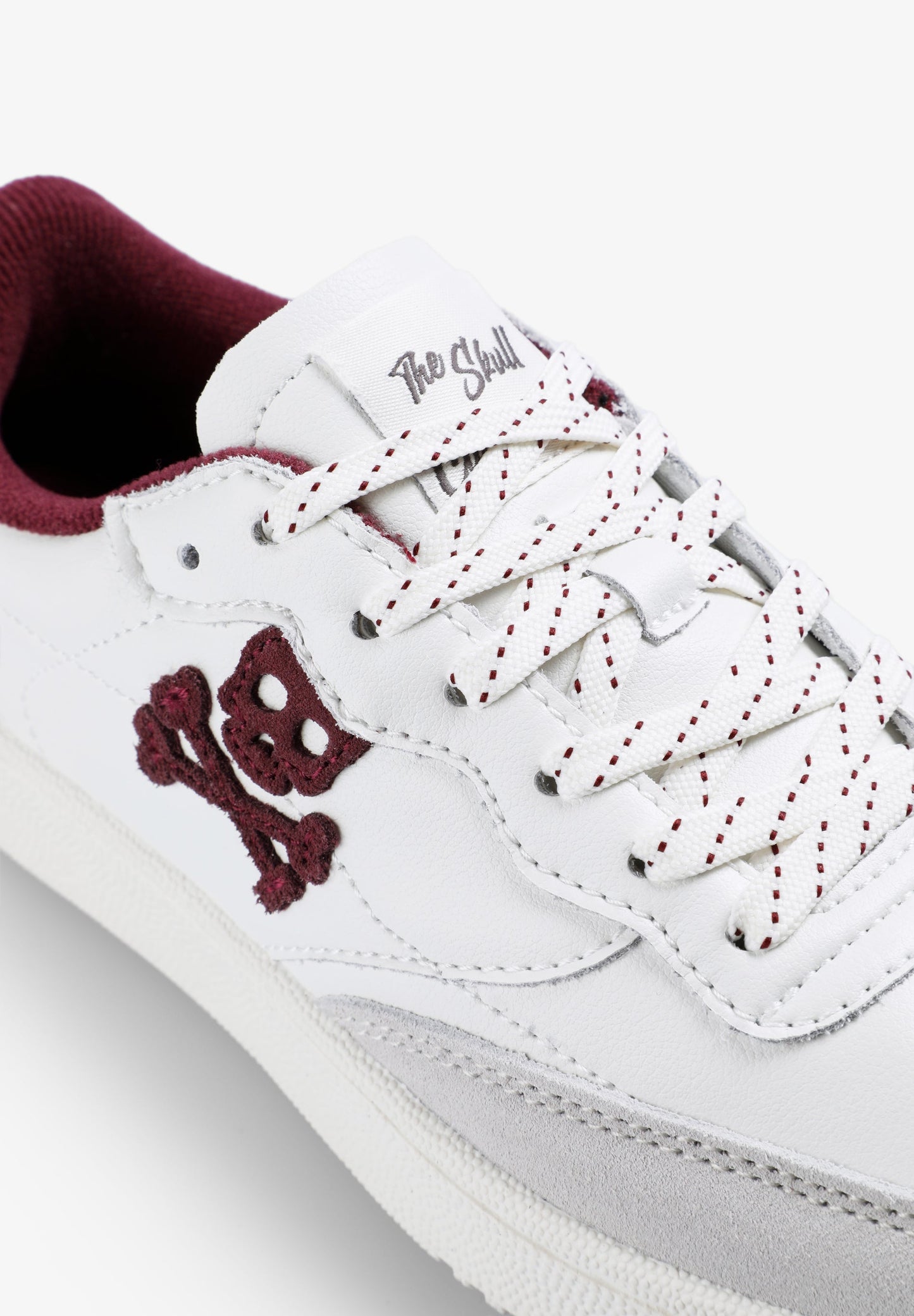 BASKETS CUIR CONTRASTANT