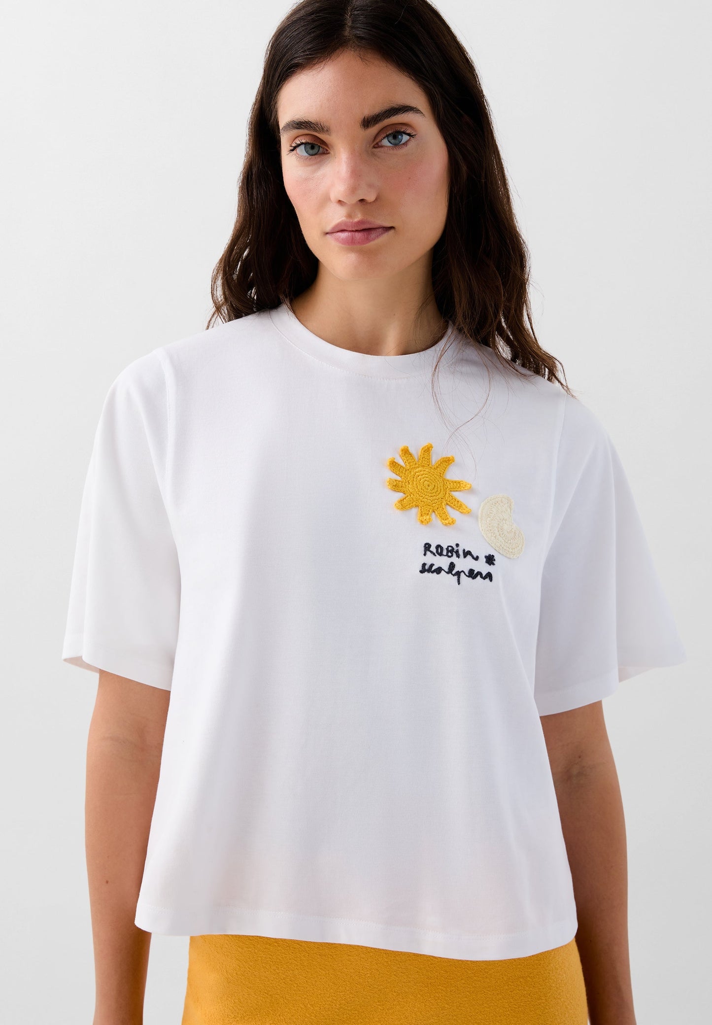 T-SHIRT DÉTAIL BRODÉ
