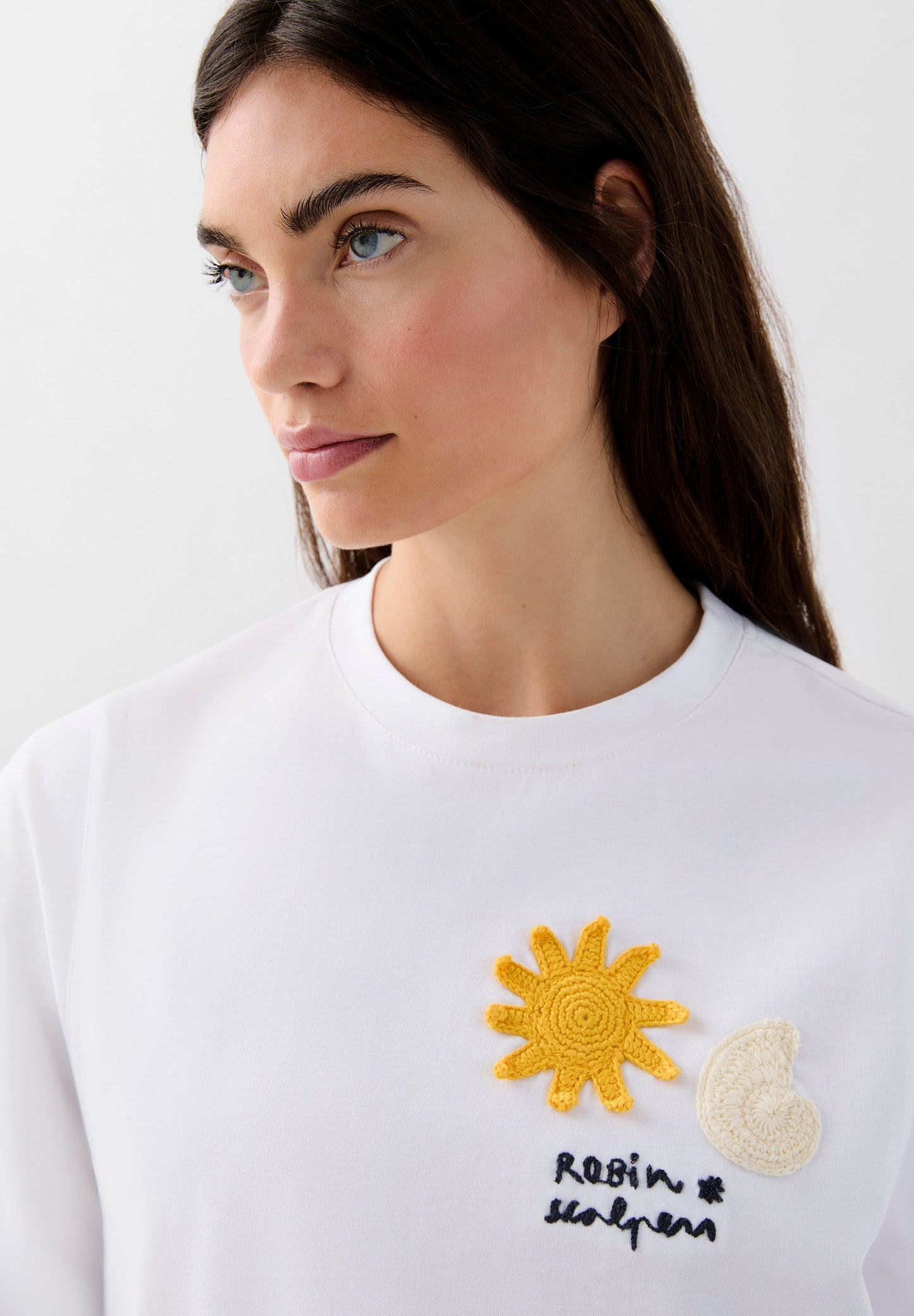 T-SHIRT DÉTAIL BRODÉ
