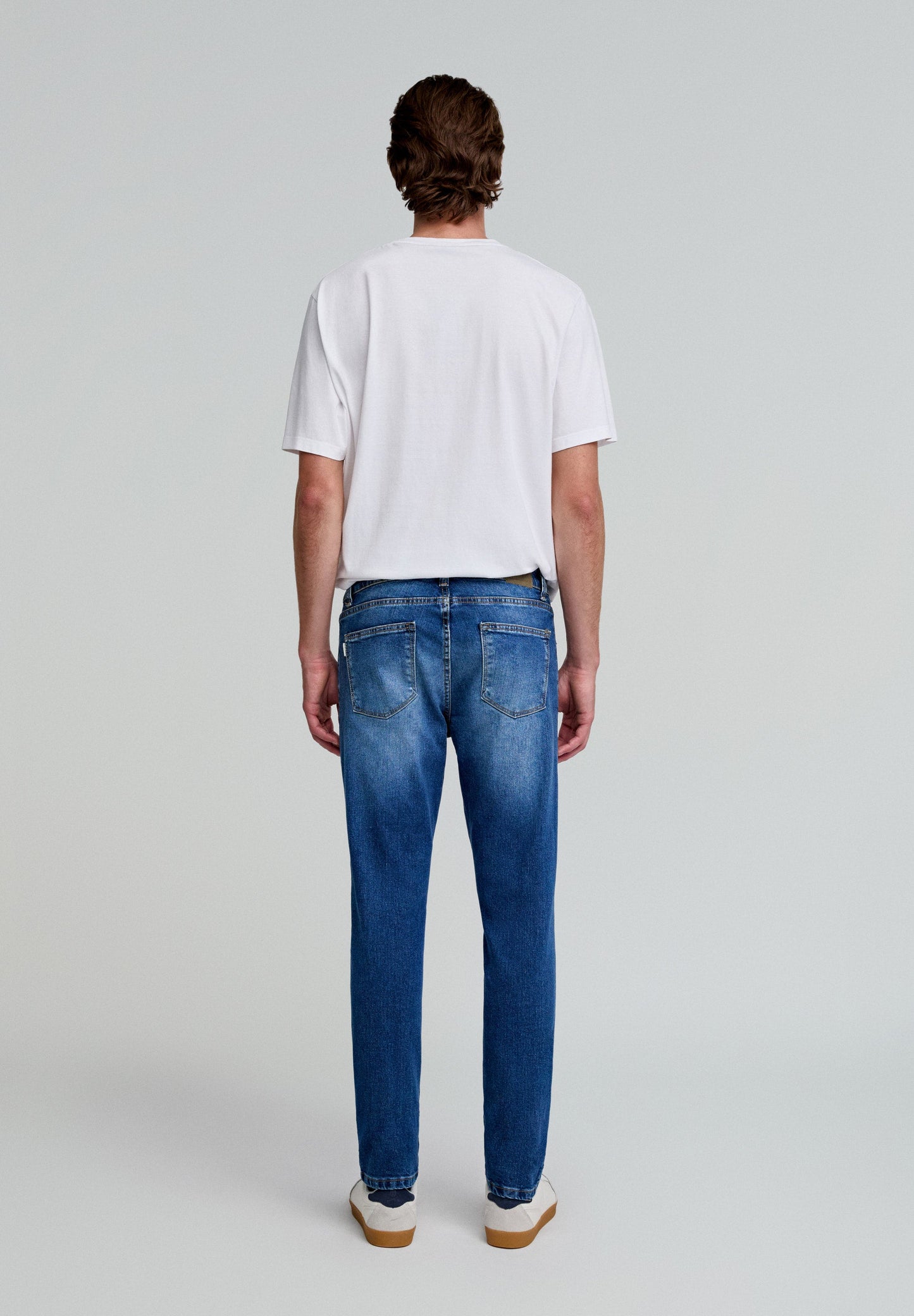 JEANS BASIQUE COUPE SLIM