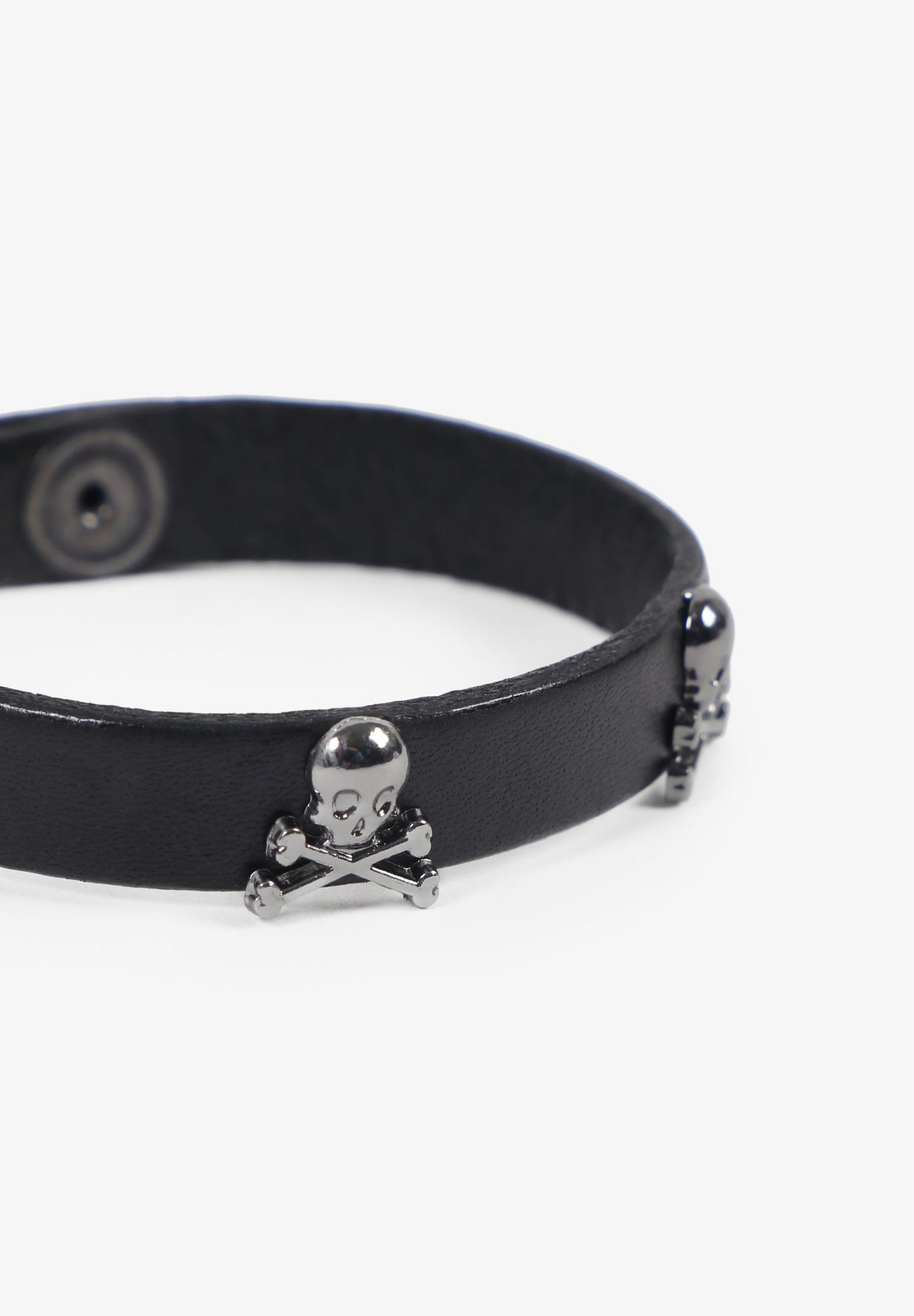 BRACELET CUIR SKULLS