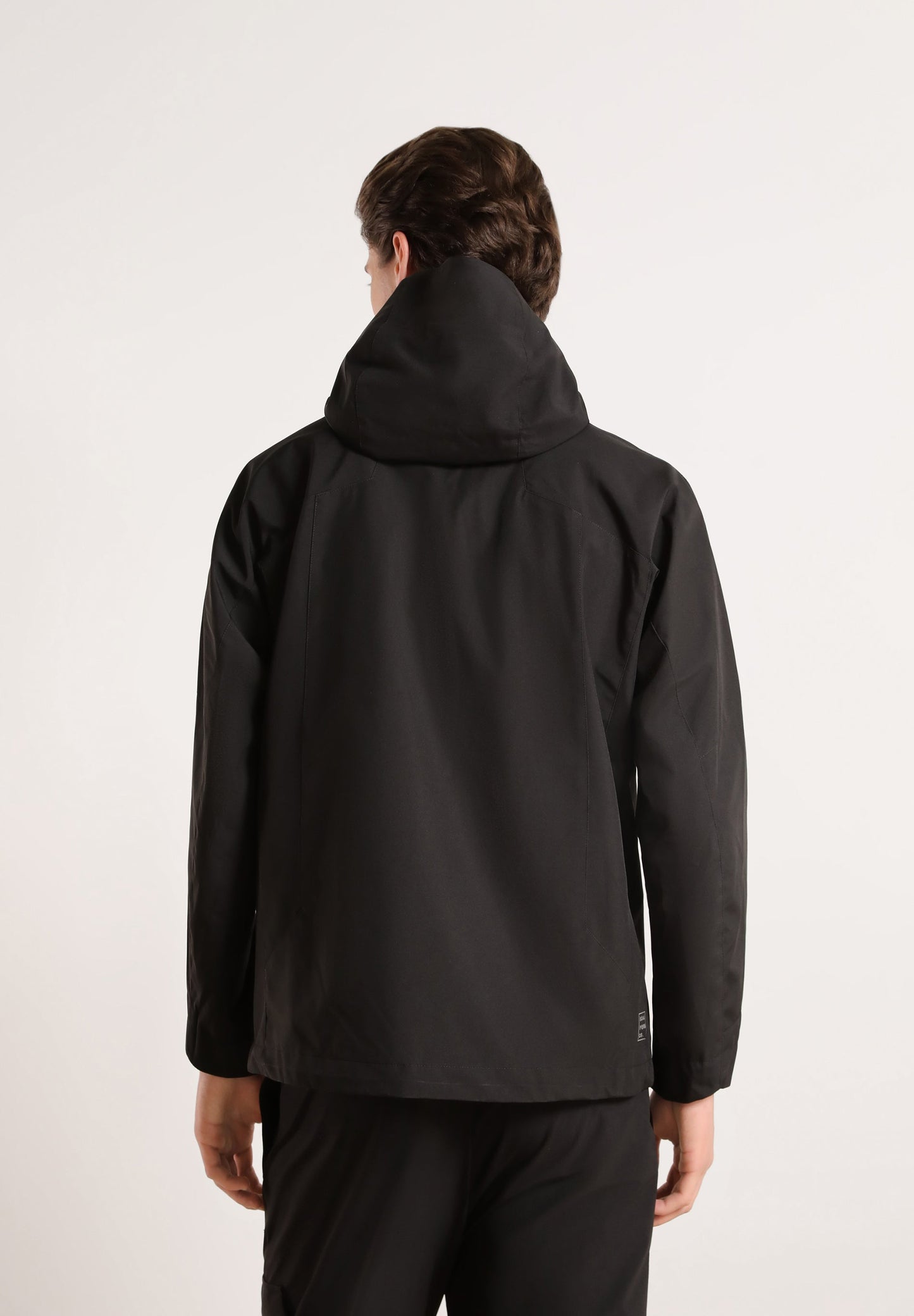 VESTE TECHNIQUE IMPERMÉABLE