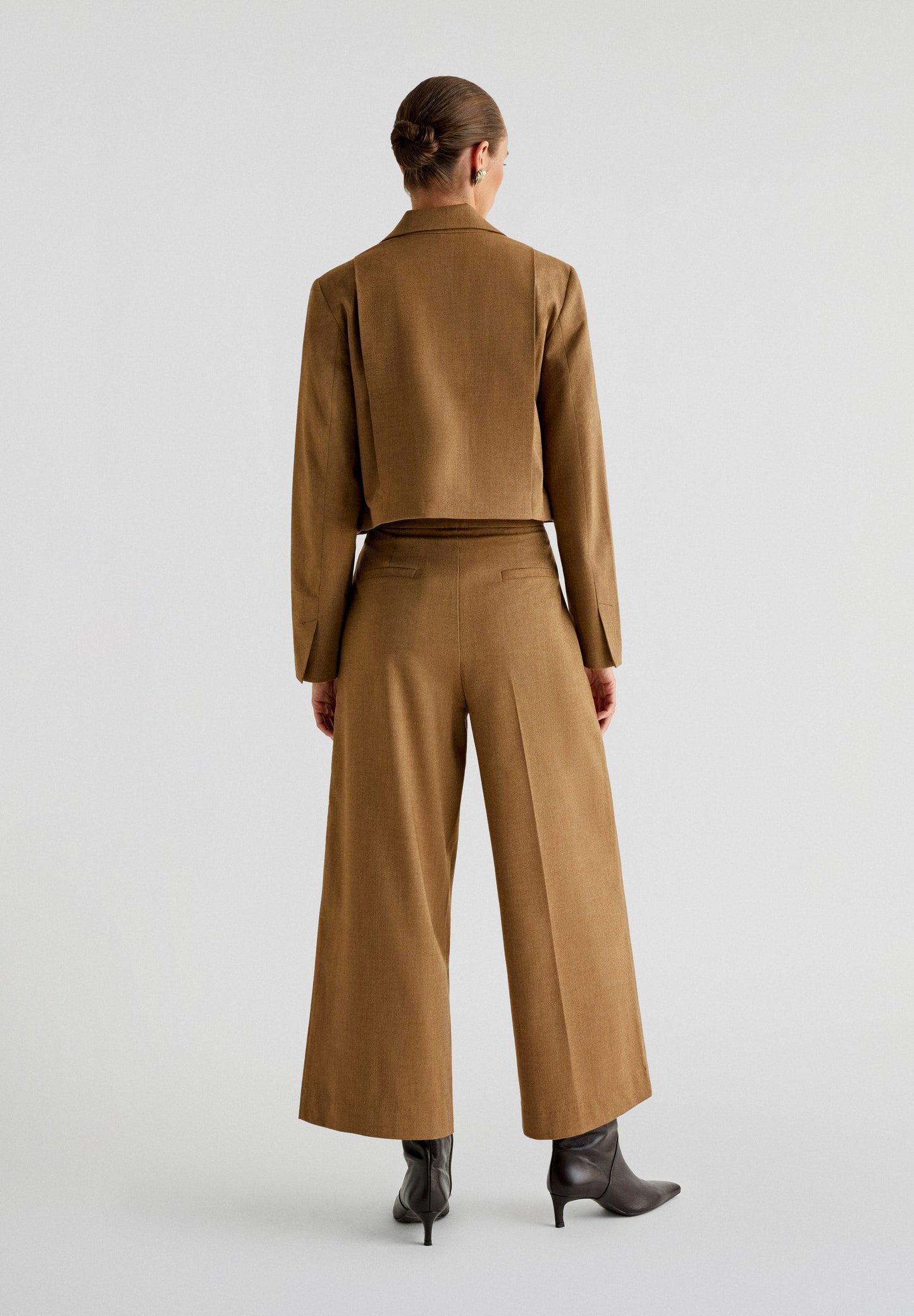 CARAMEL BUTTON PANT