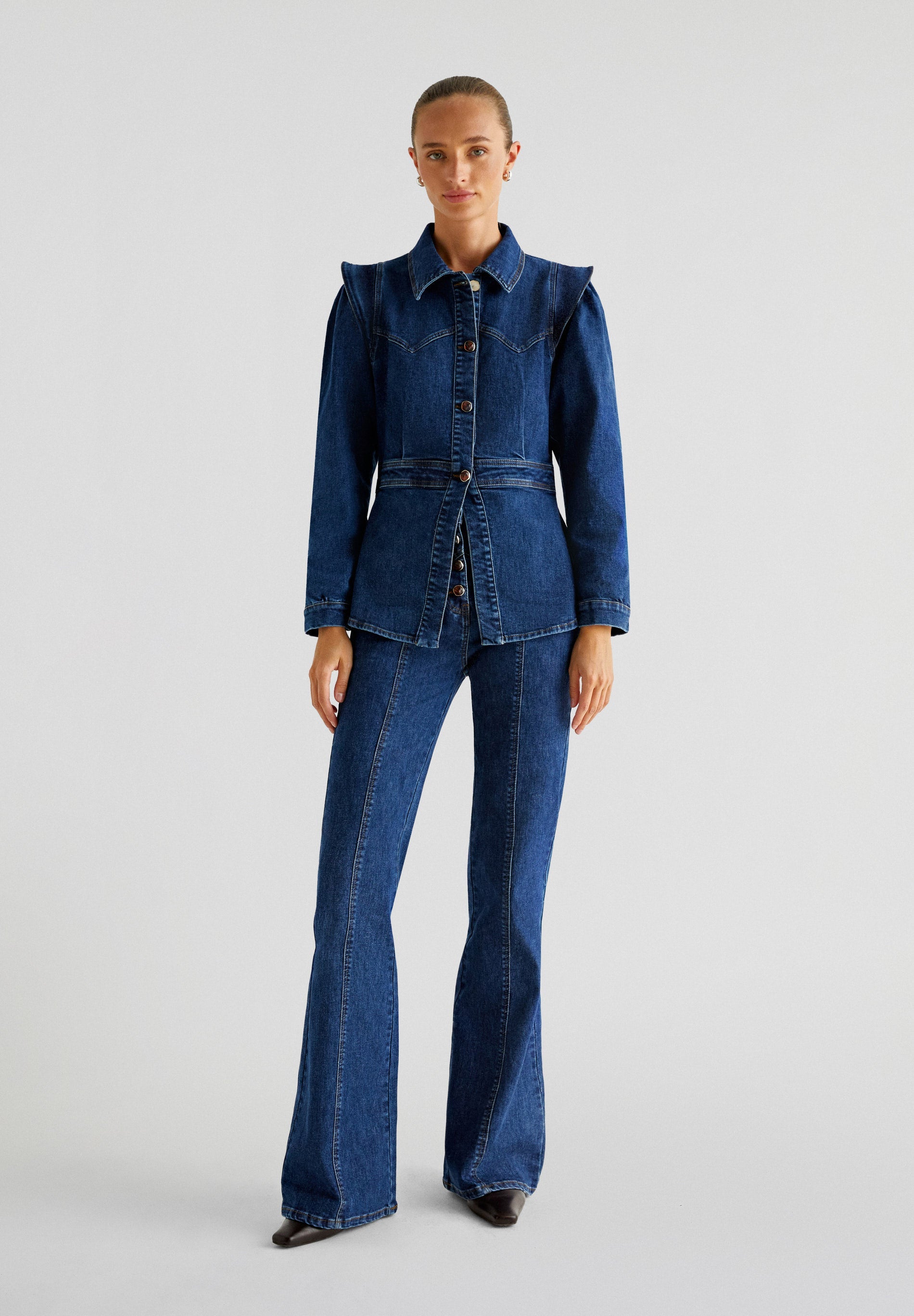 JEAN BOOTCUT BOUTONS