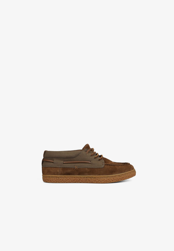 CHAUSSURES BATEAU EN CROÛTE DE CUIR
