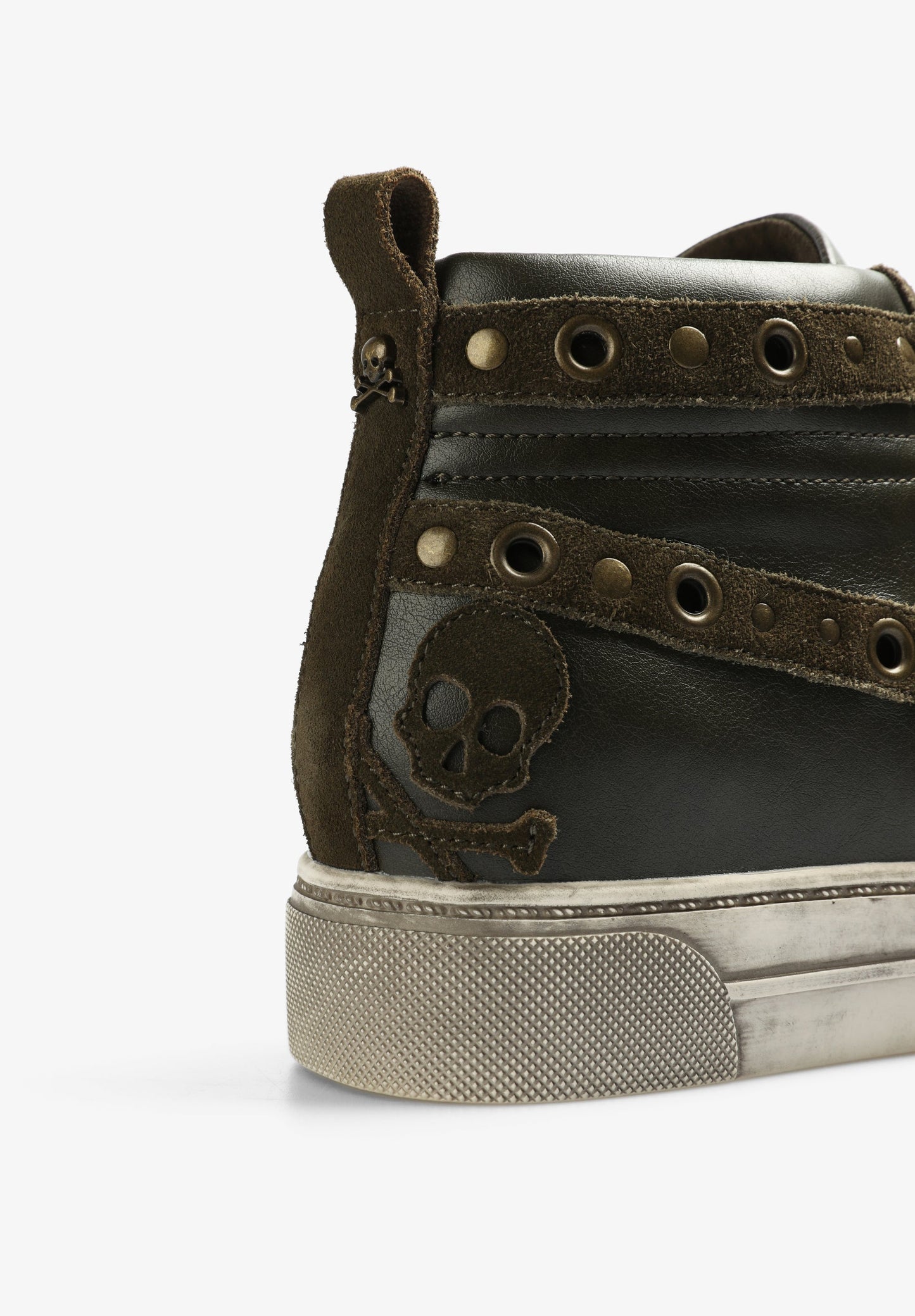 HIGH STUDS SNEAKERS