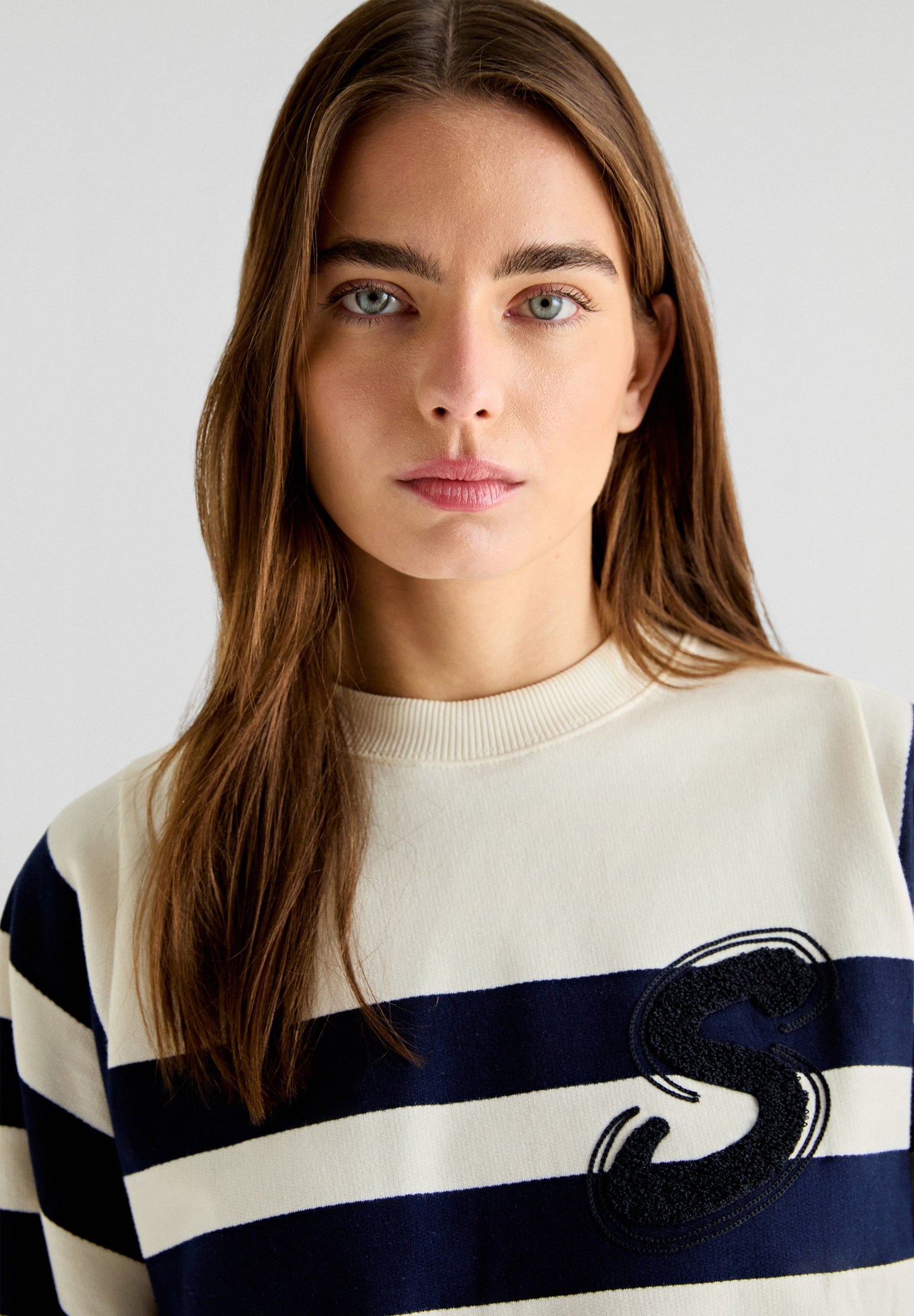 STRIPES PATCH SWEATER