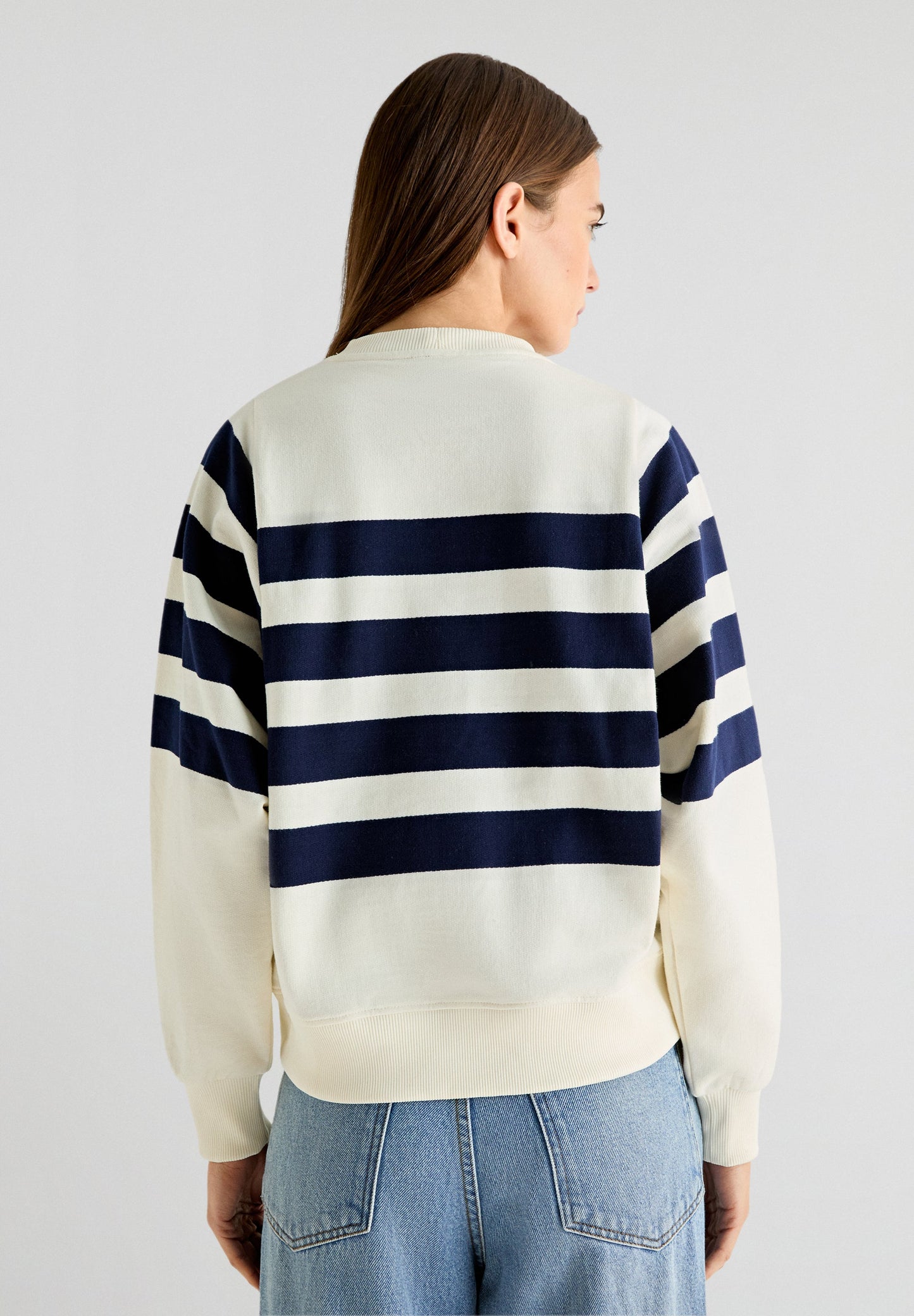 STRIPES PATCH SWEATER