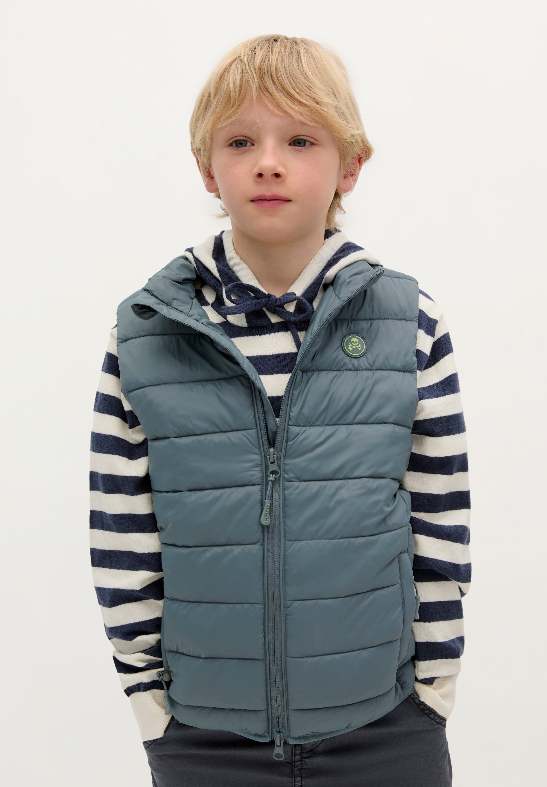 VESTE SANS MANCHES MATELASSÉE SKULL