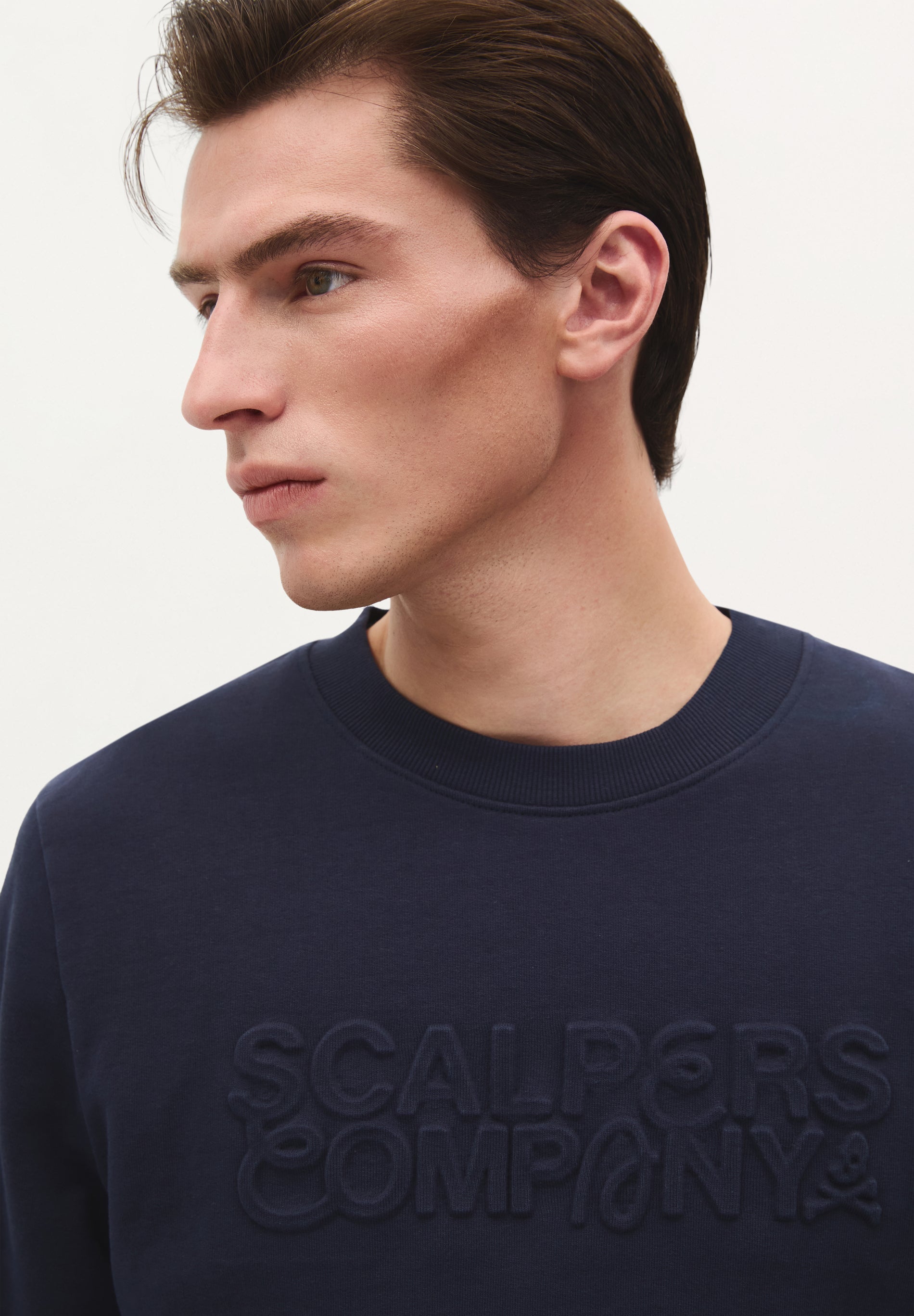 SWEAT LOGO RELIEF