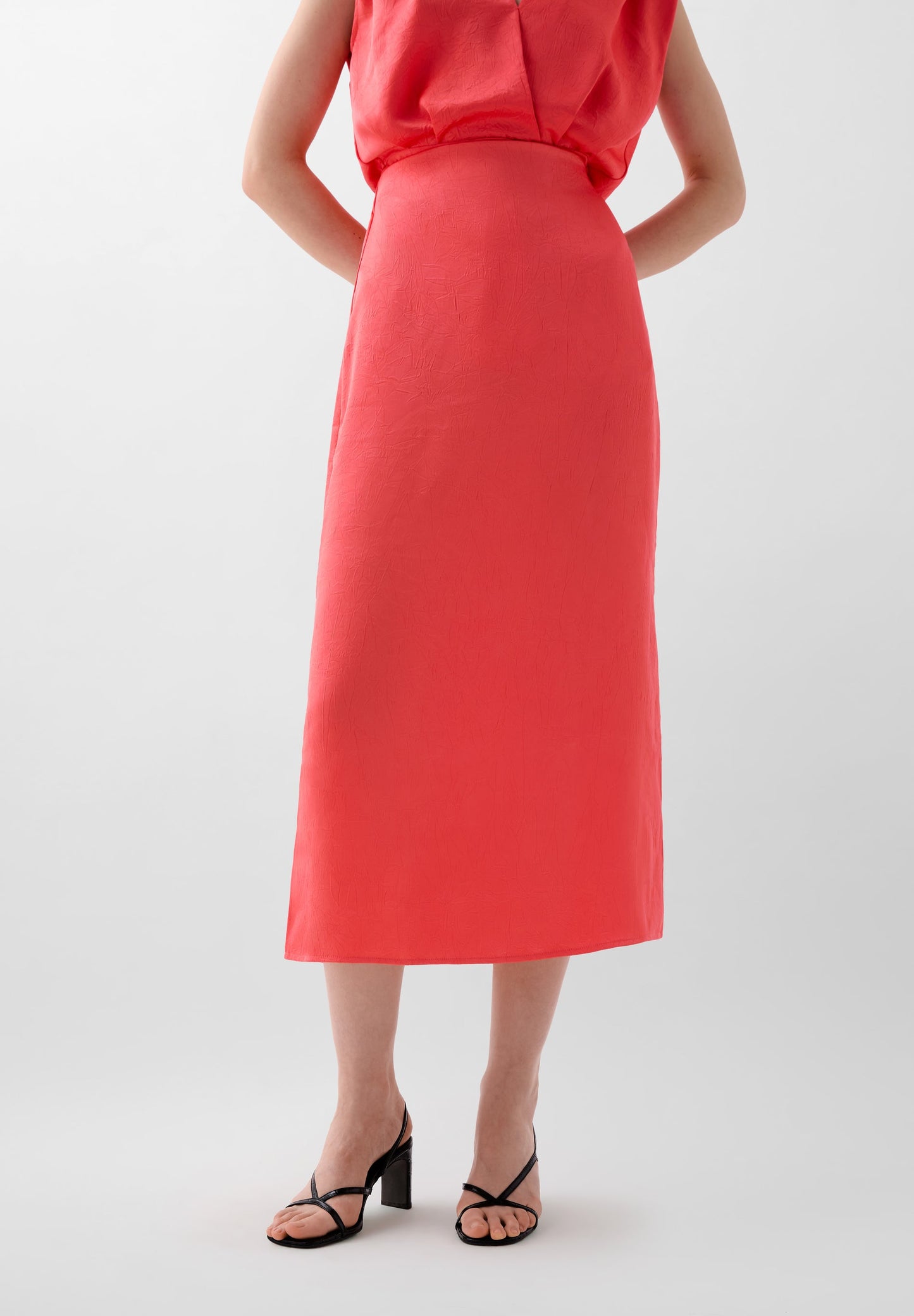 JUPE MIDI FLUIDE TEXTURÉE