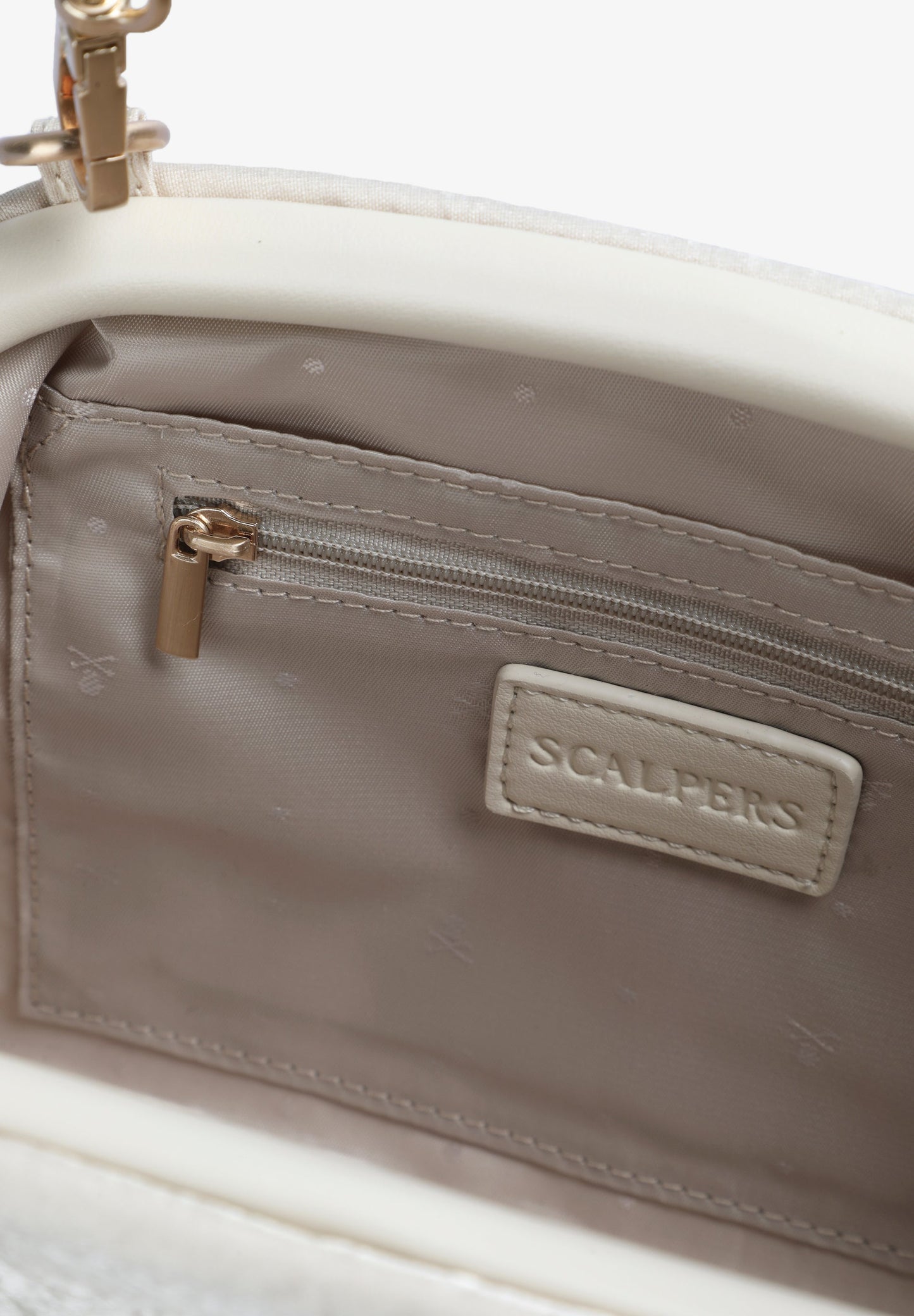 POCHETTE IRISÉE POIGNÉE PERLES