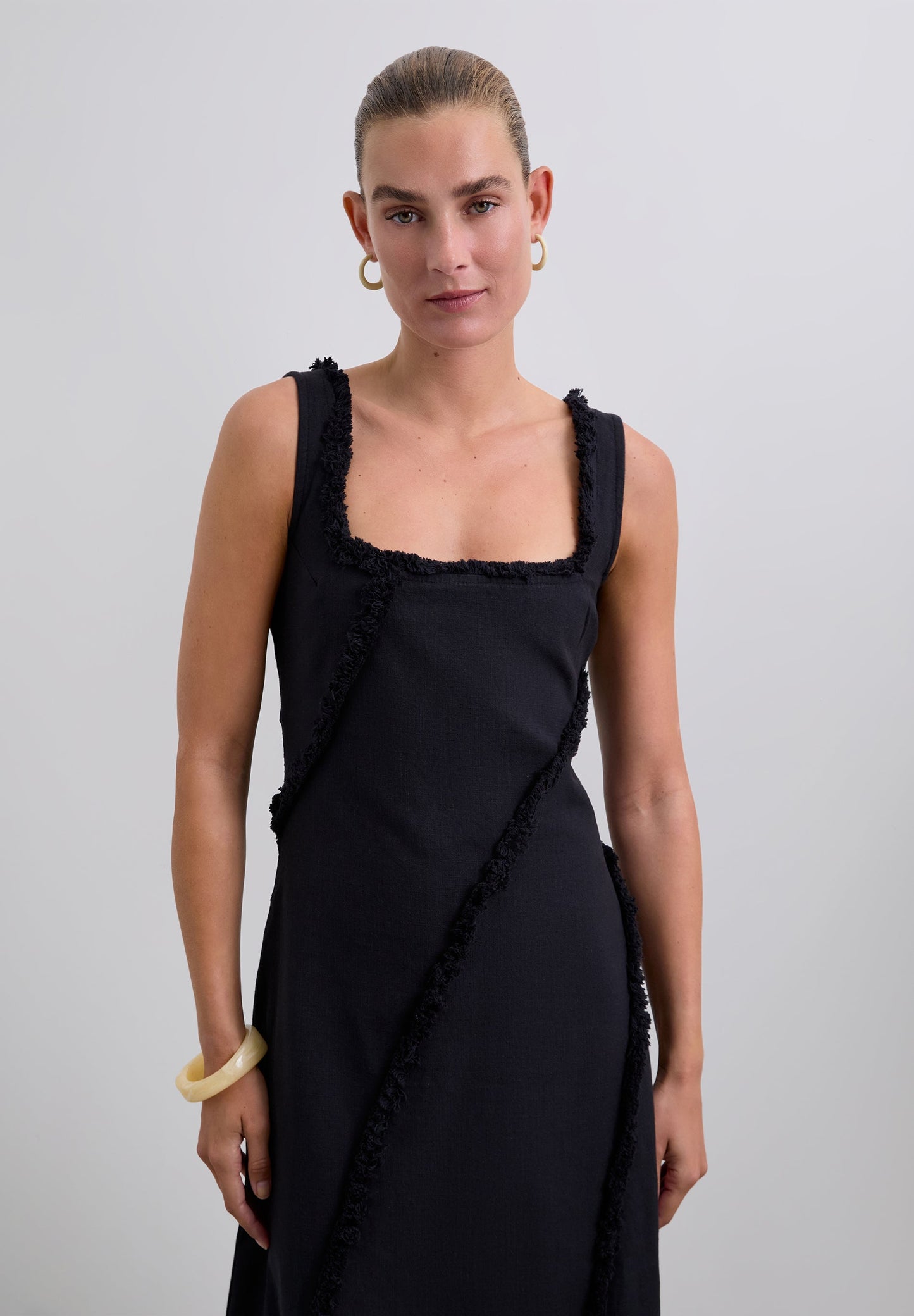 SCLINENFRINGED DRESS