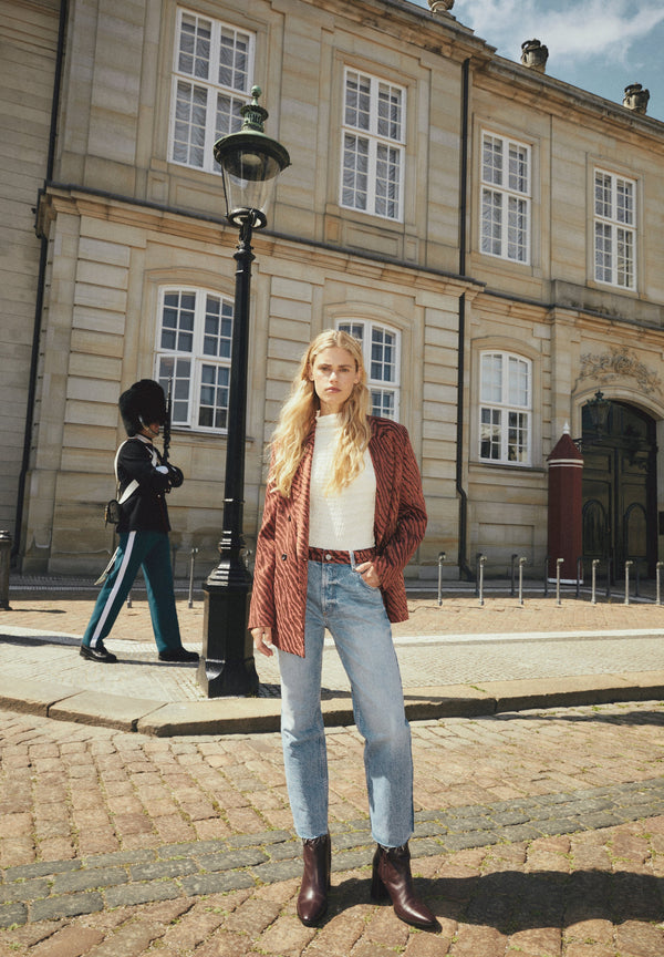 VESTE SATINÉE IMPRIMÉ MOTIF ANIMAL